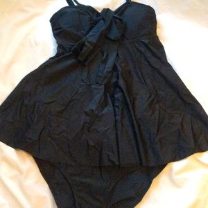 New- Yonique black 2 pc. Bathing suit size Small